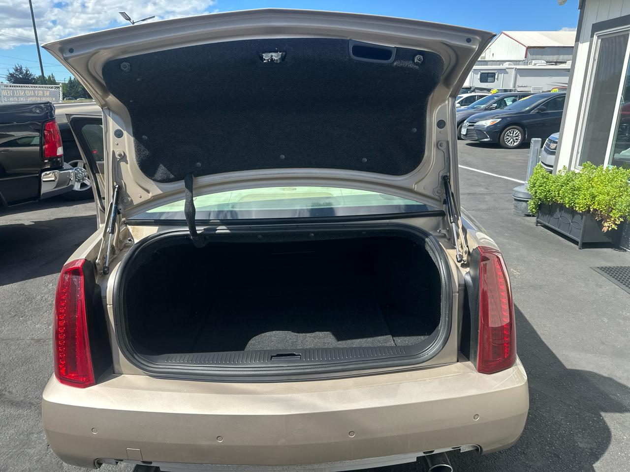 Cadillac STS V8 2005