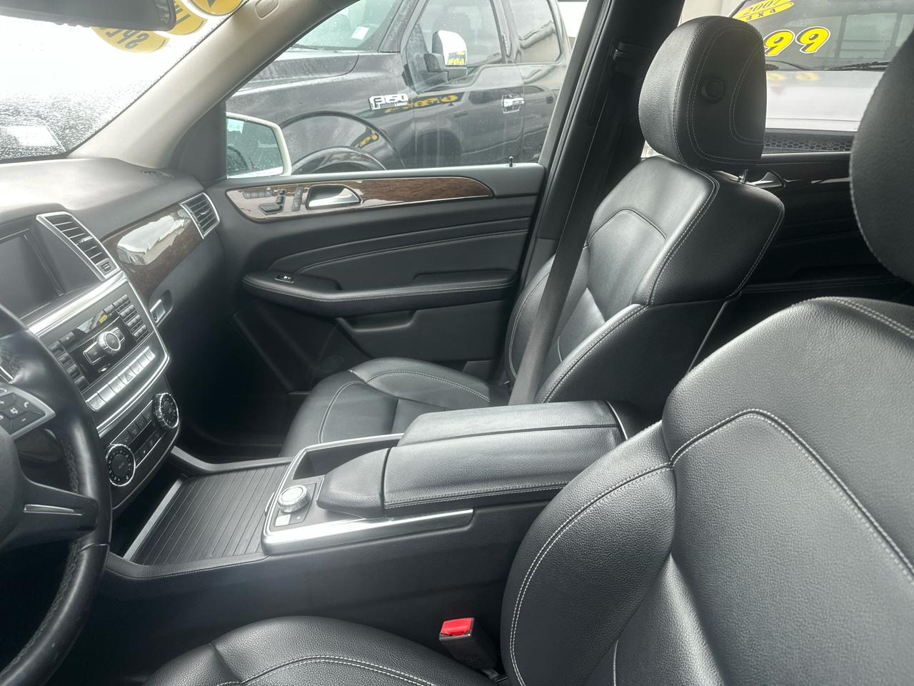 Mercedes-Benz M-Class ML350 4MATIC 2012