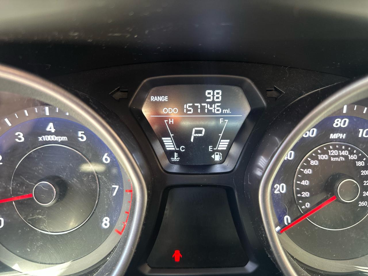 Hyundai Elantra GLS M/T 2013