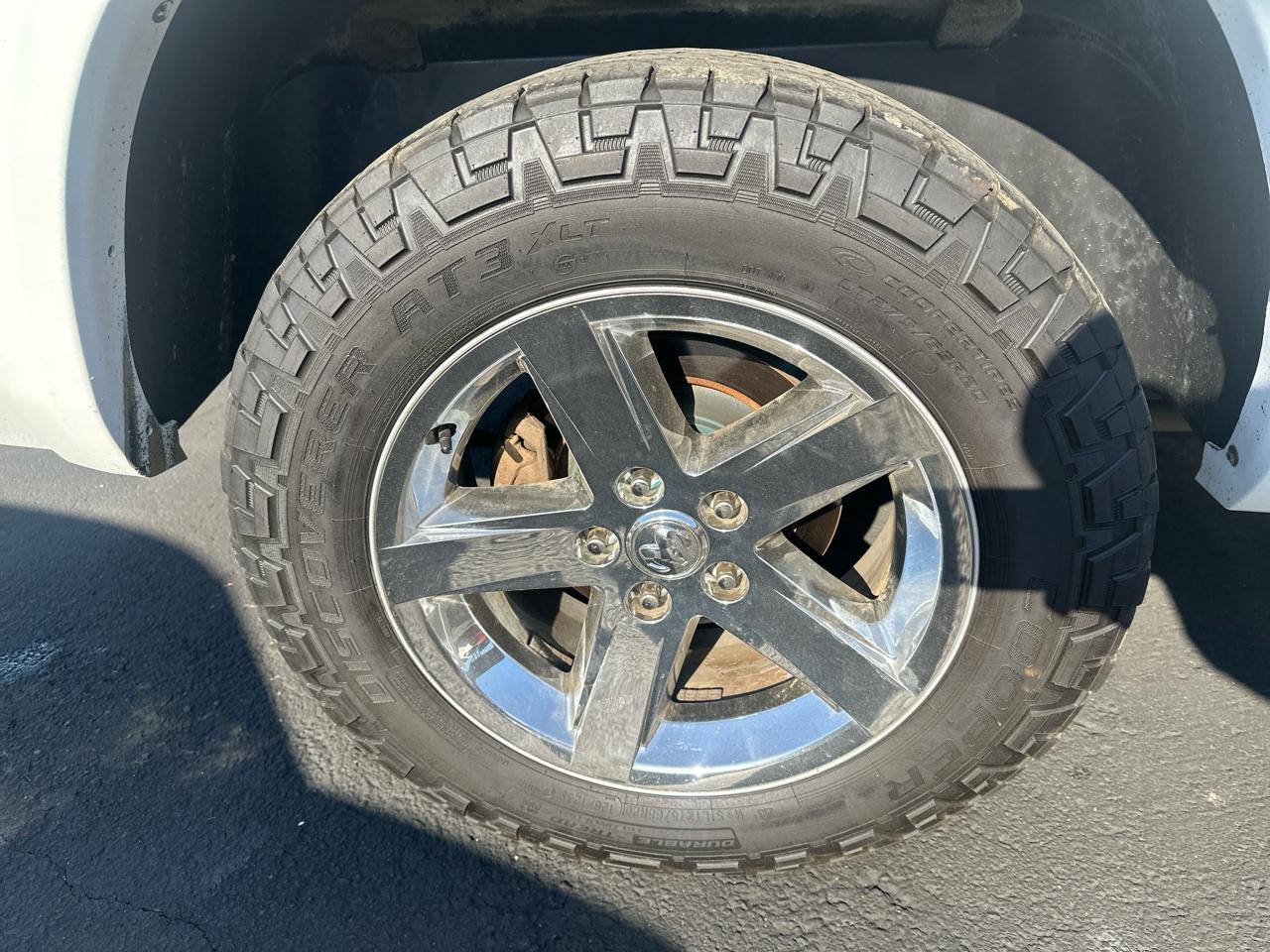 RAM 1500 ST Crew Cab 4WD 2011