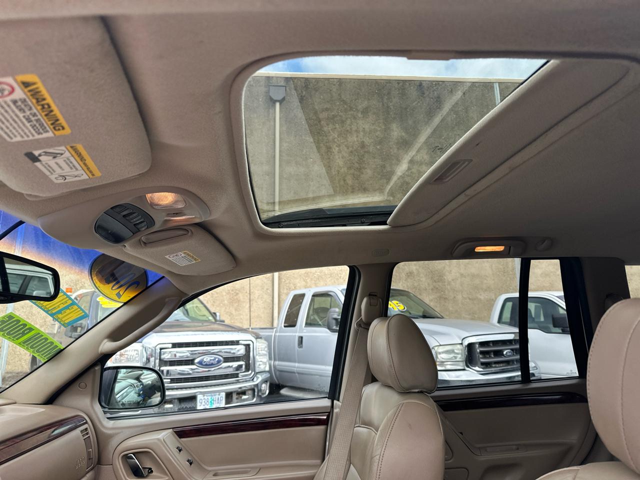 Jeep Grand Cherokee Limited 2WD 2002