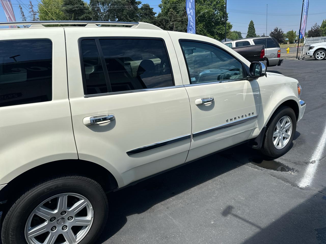 2007 Chrysler Aspen Limited - Photo 6