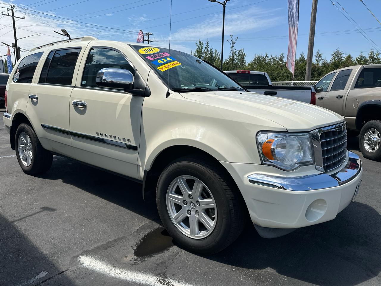 2007 Chrysler Aspen Limited - Photo 7