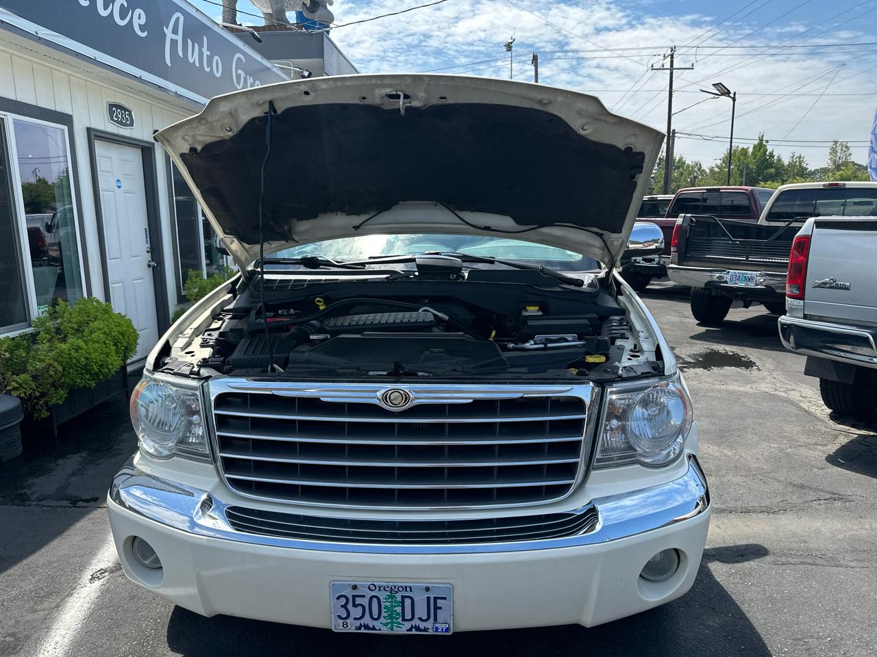 2007 Chrysler Aspen Limited - Photo 8