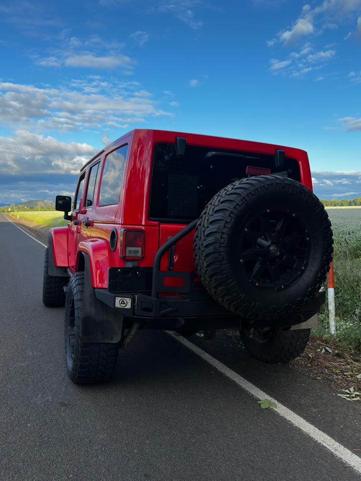 Jeep Wrangler Unlimited Sahara 4WD 2014