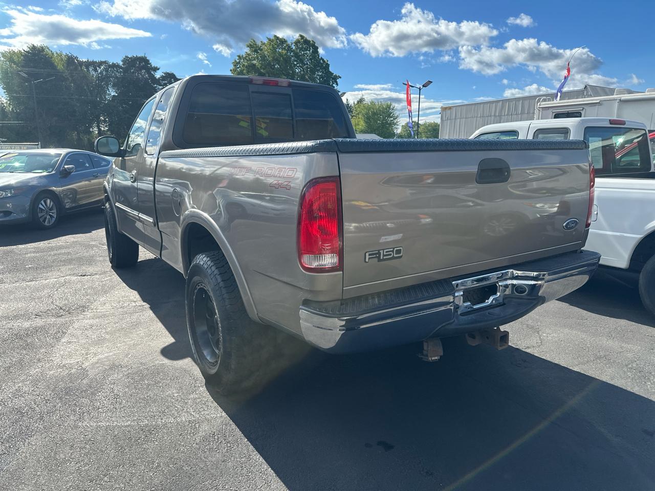 Ford F-150 XLT SuperCab Long Bed 4WD 2001