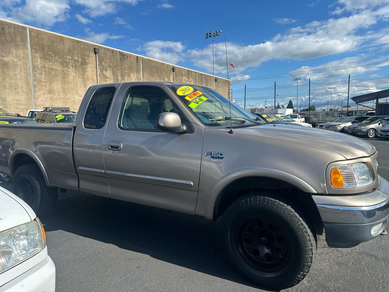 Ford F-150 XLT SuperCab Long Bed 4WD 2001
