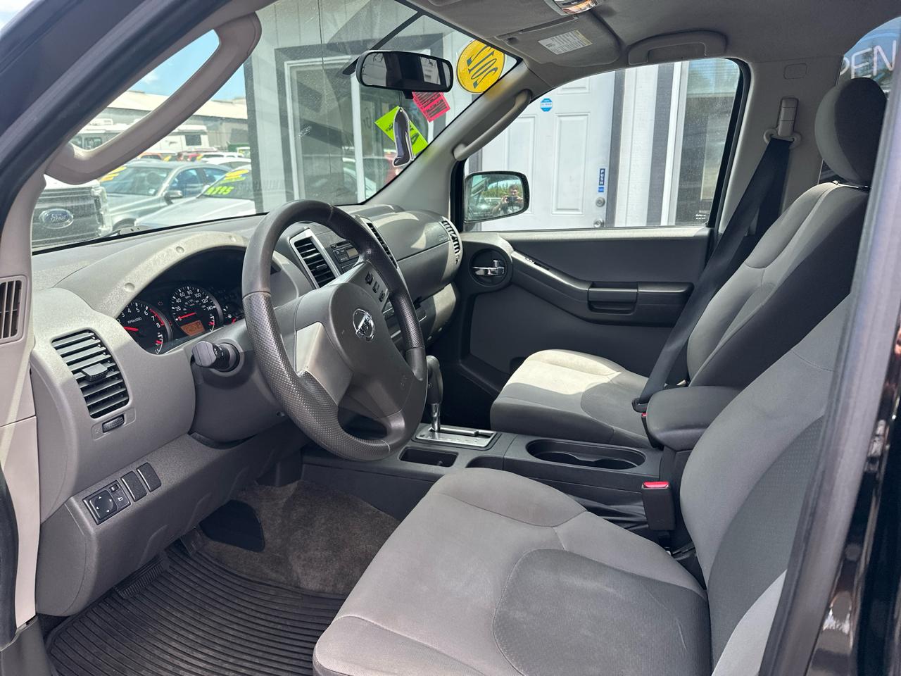 Nissan Xterra X 4WD 2012