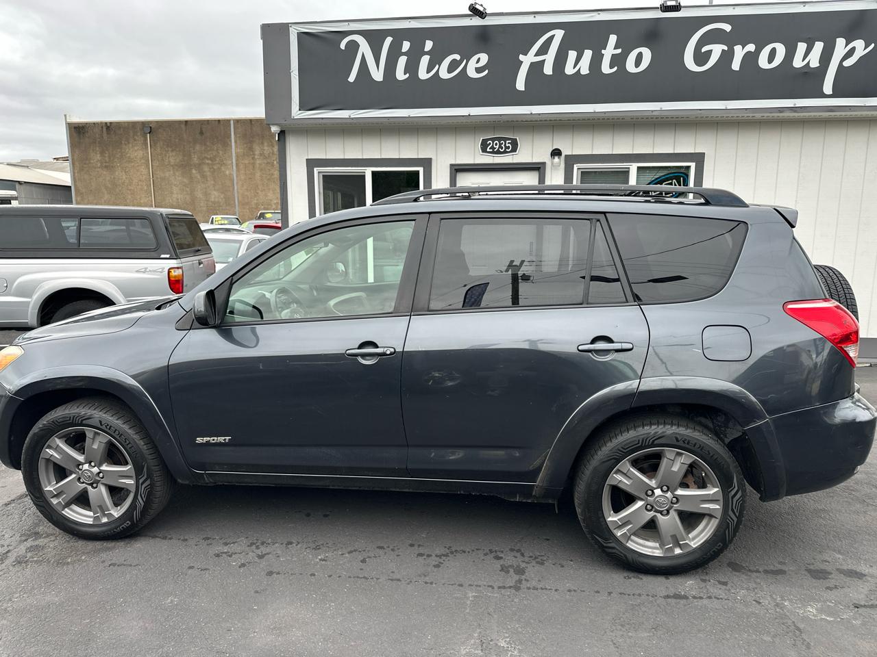 Toyota RAV4 Sport I4 2WD 2007