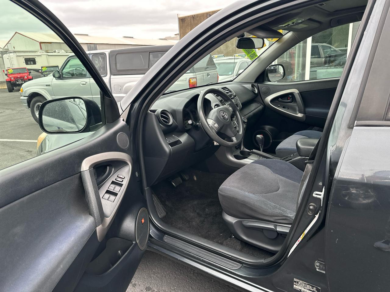 Toyota RAV4 Sport I4 2WD 2007
