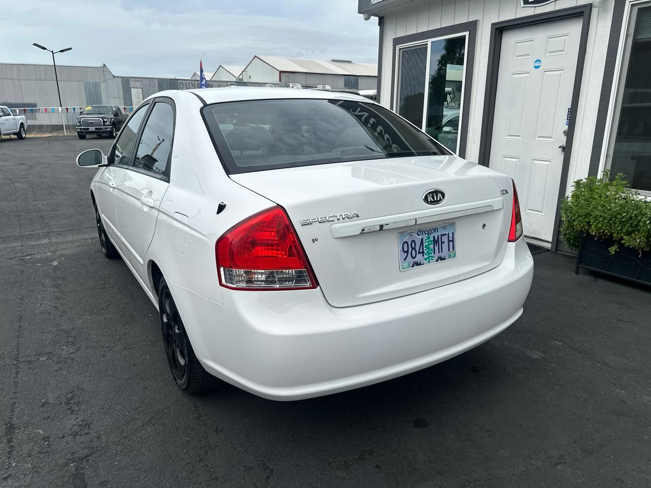 Kia Spectra LX 2009