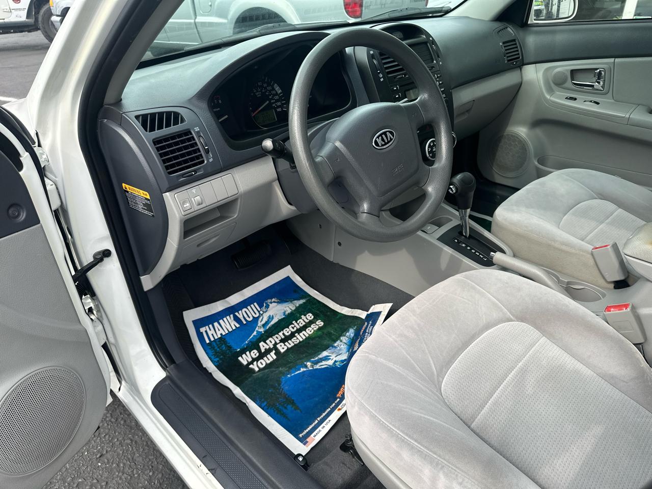 Kia Spectra LX 2009