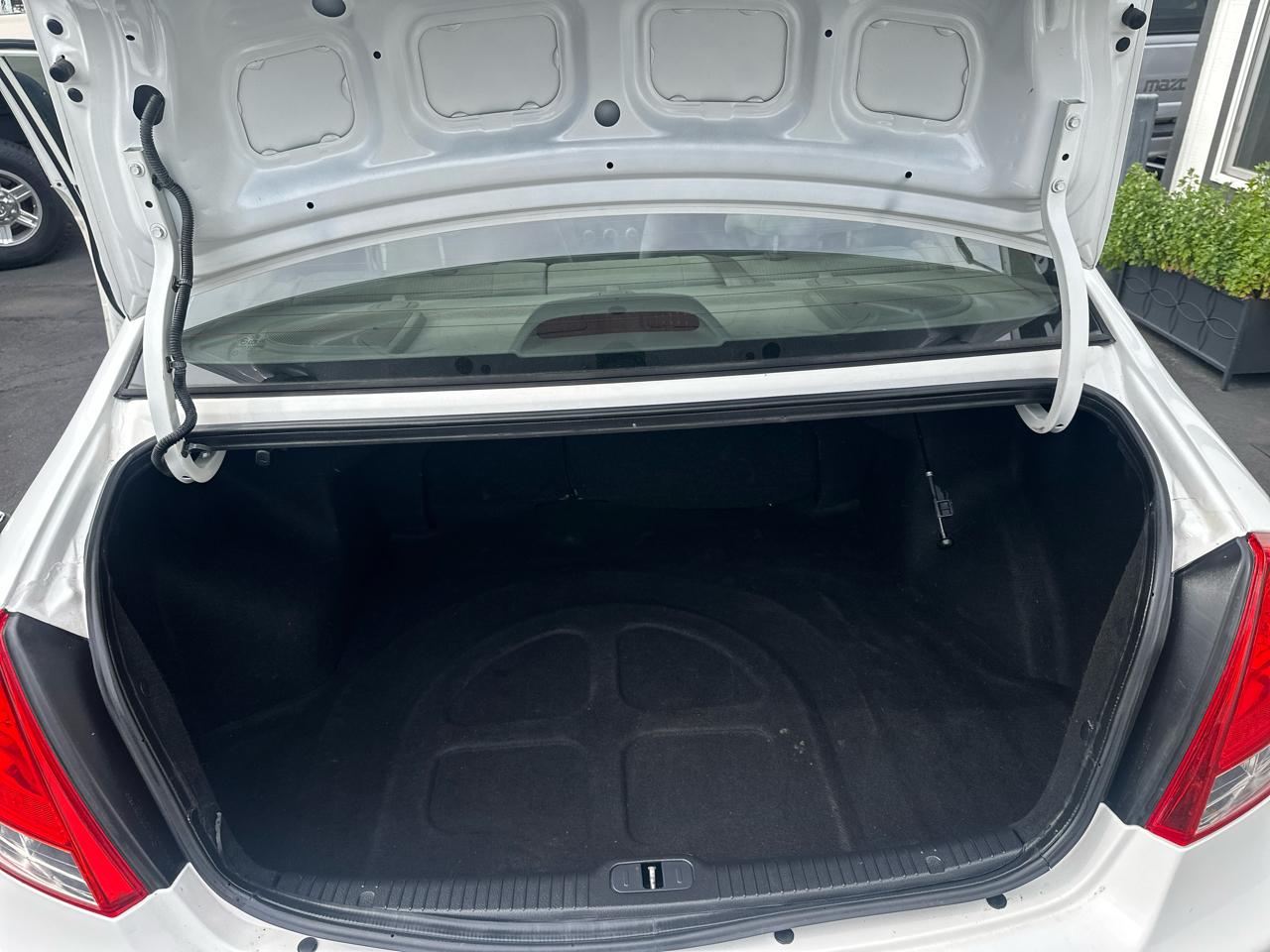 Kia Spectra LX 2009