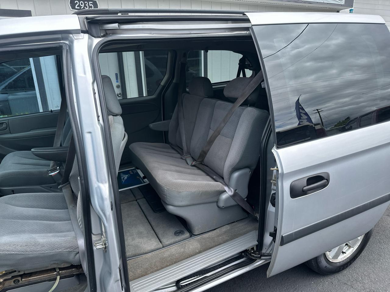Dodge Grand Caravan SE 2006