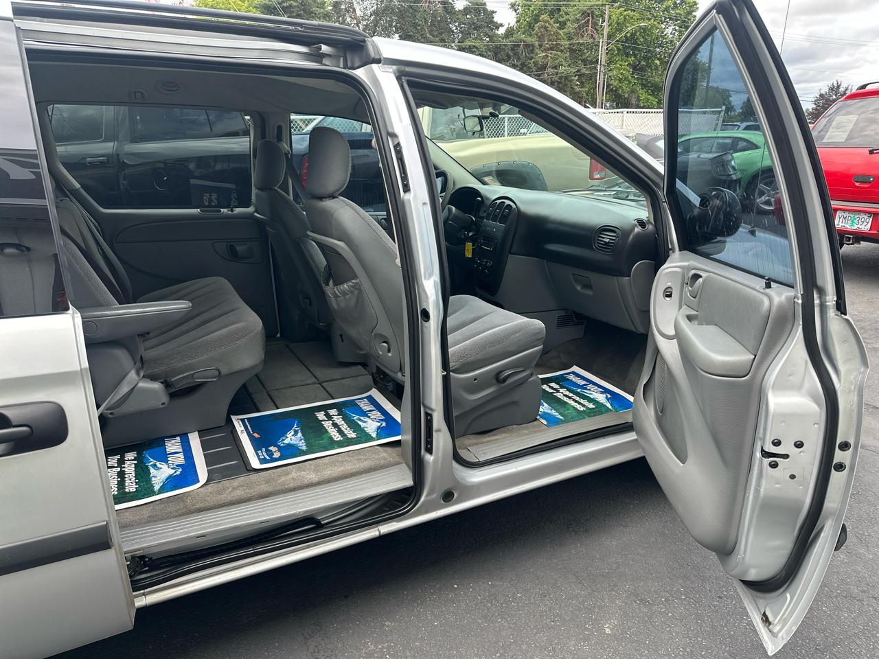 Dodge Grand Caravan SE 2006