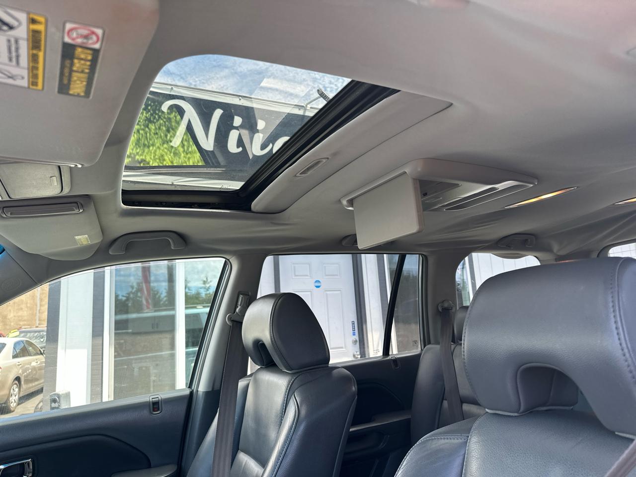 Honda Pilot EX 4WD w/ Leather and DVD 2006