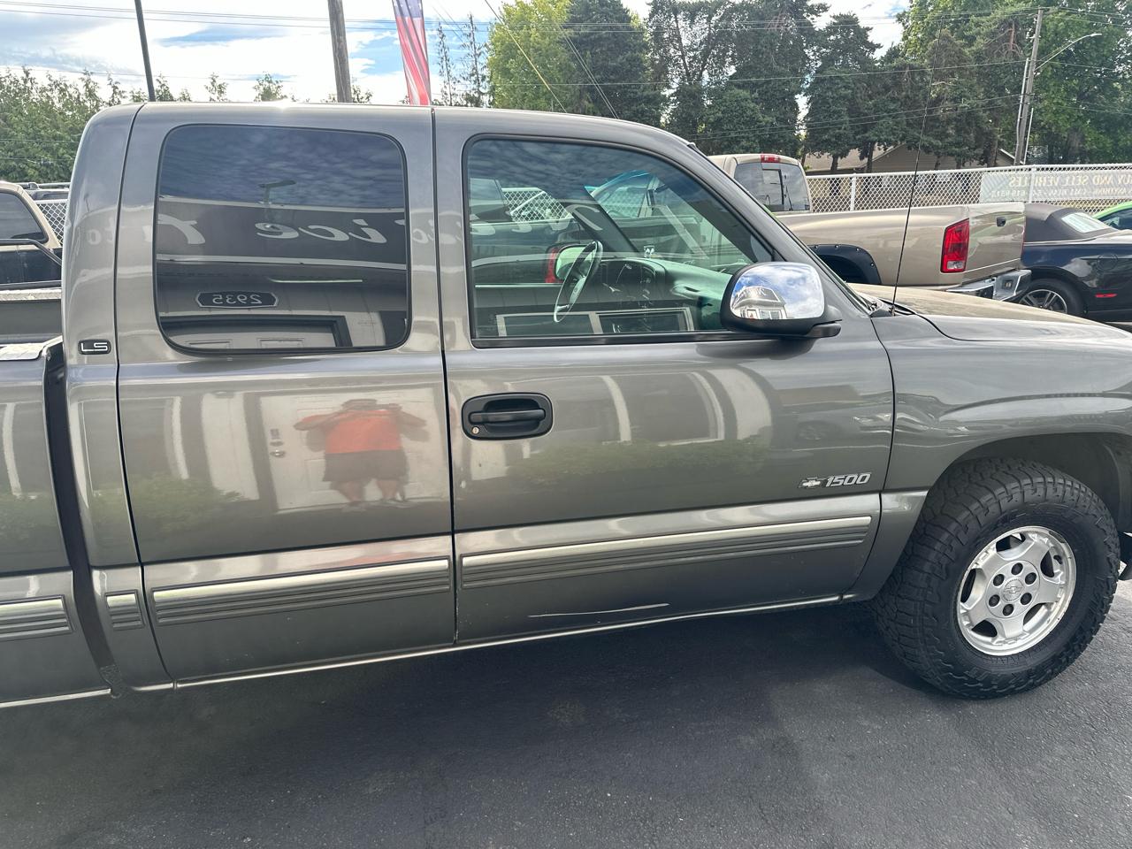 Chevrolet Silverado 1500 Ext. Cab Short Bed 4WD 2002