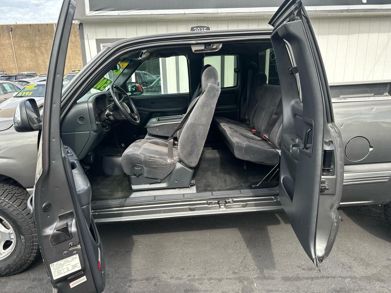 Chevrolet Silverado 1500 Ext. Cab Short Bed 4WD 2002