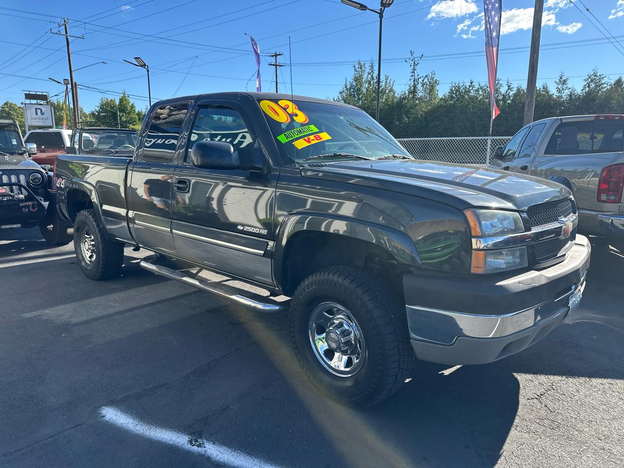 Chevrolet Silverado 2500HD Ext. Cab Short Bed 4WD 2003