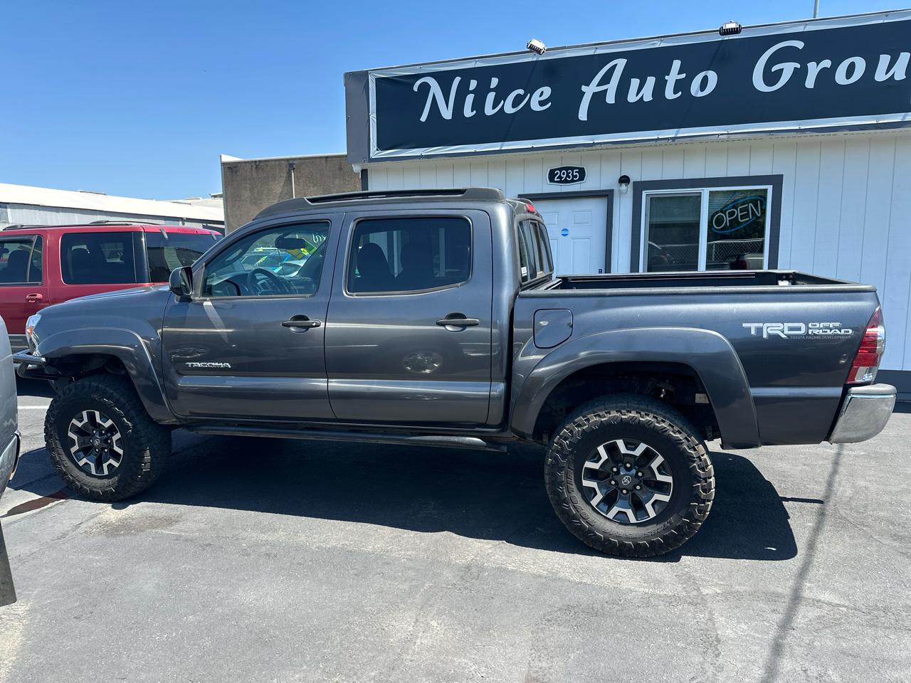 Toyota Tacoma Double Cab V6 4WD 2013