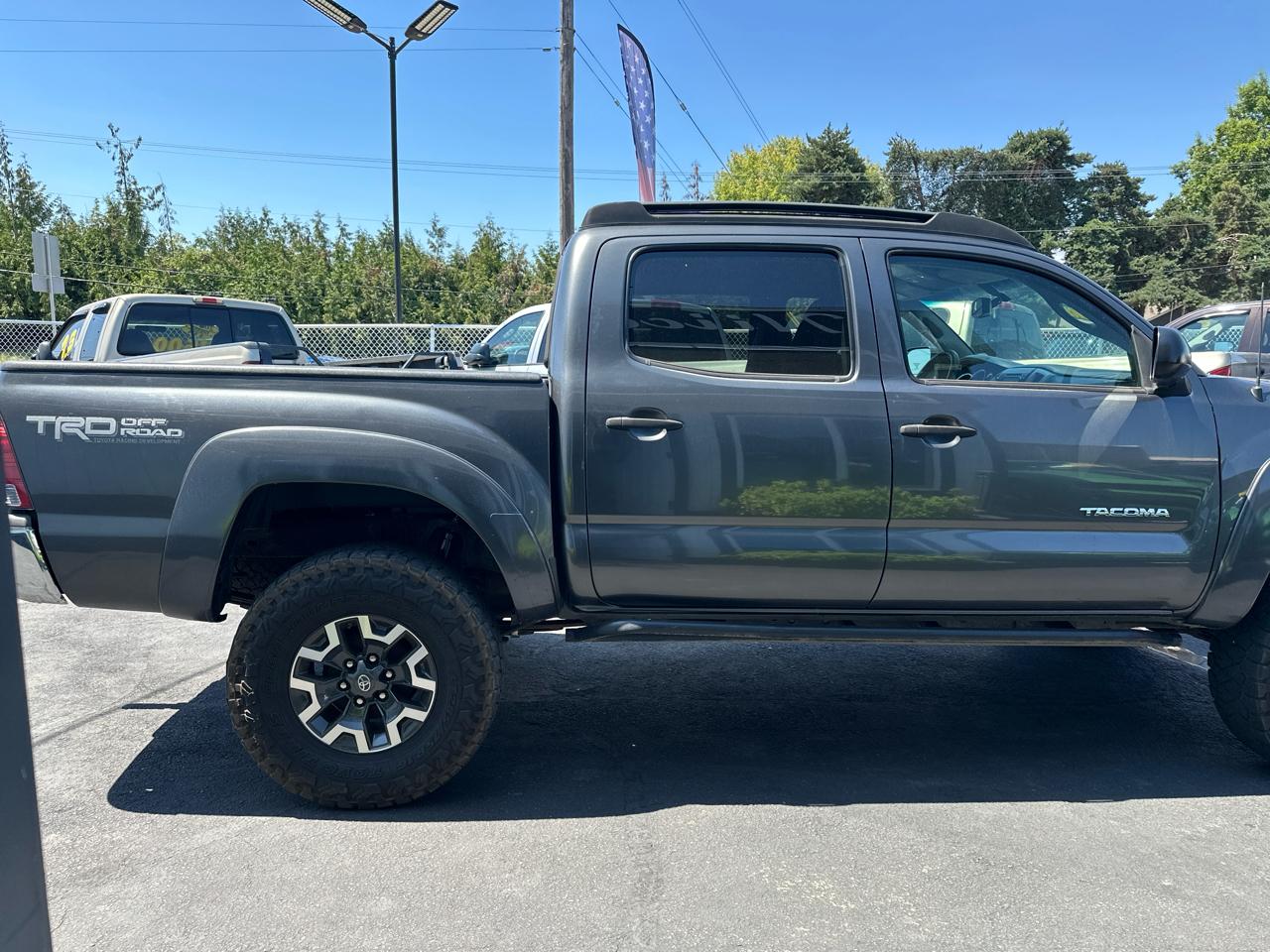 Toyota Tacoma Double Cab V6 4WD 2013