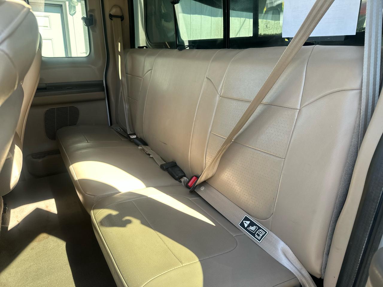 Ford F-350 SD Lariat SuperCab Long Bed 4WD 2003