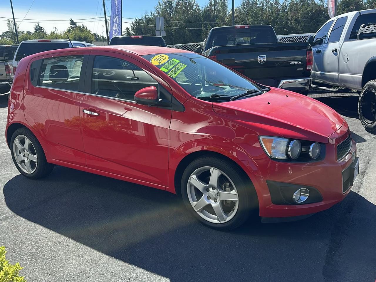 Chevrolet Sonic LTZ Auto 5-Door 2015