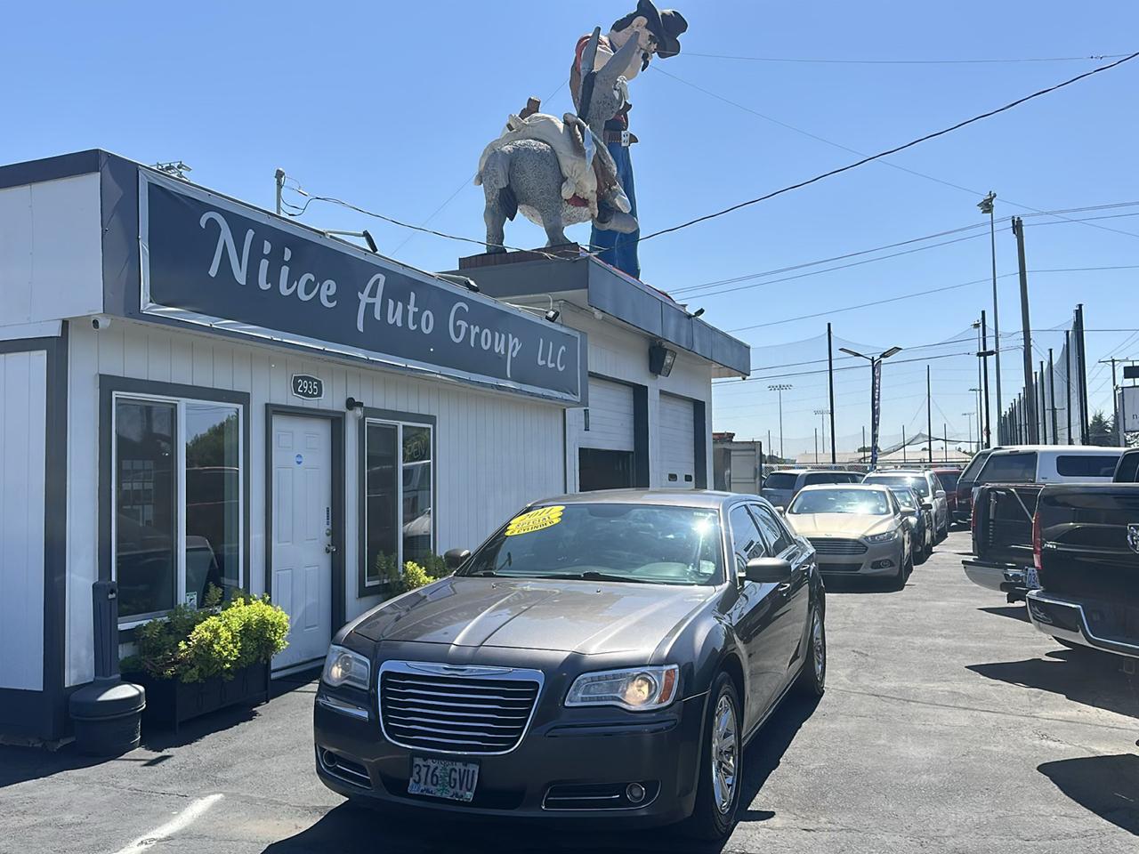 2013 Chrysler 300 RWD