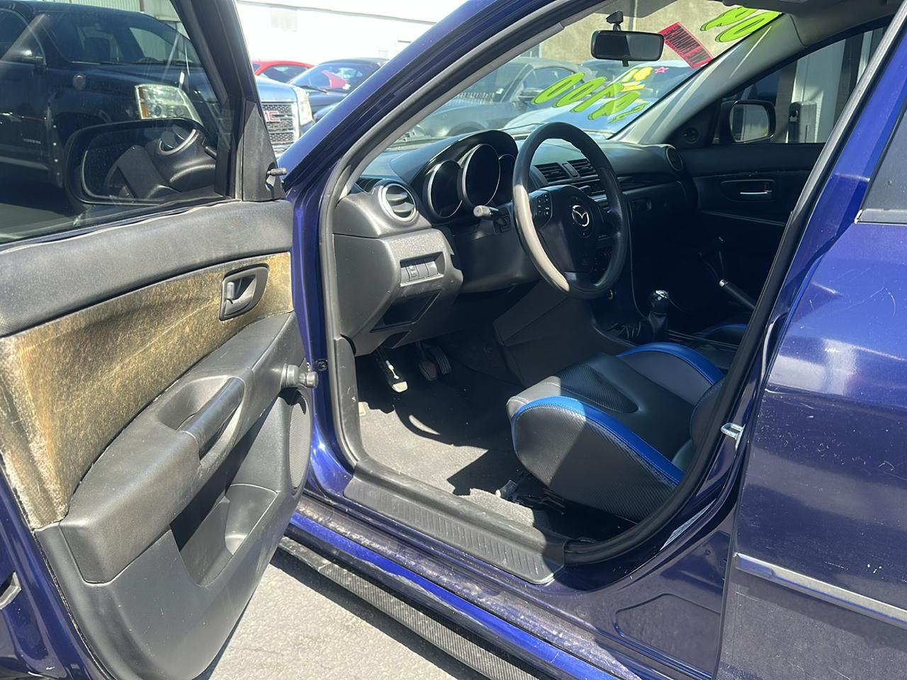 Mazda MAZDA3 i 4-door 2004