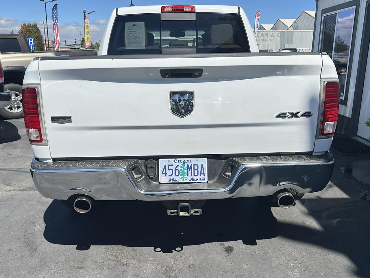 RAM 1500 Laramie Crew Cab SWB 4WD 2013