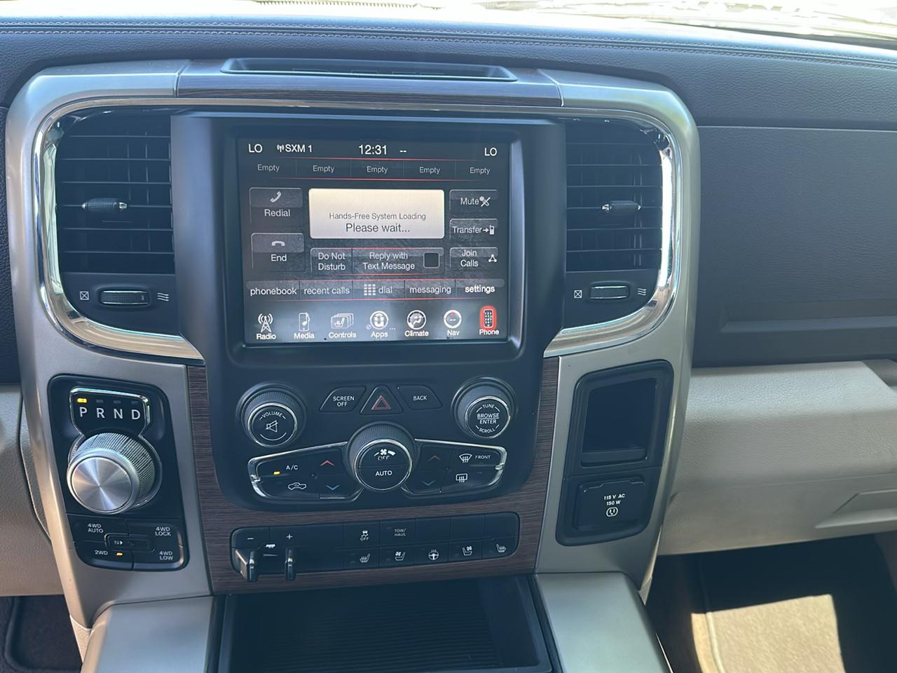 RAM 1500 Laramie Crew Cab SWB 4WD 2013