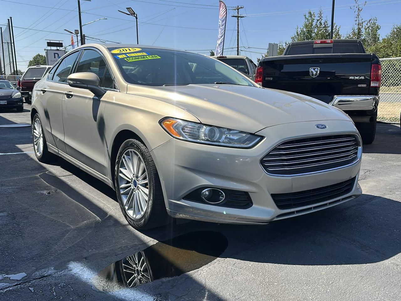 Ford Fusion SE 2015