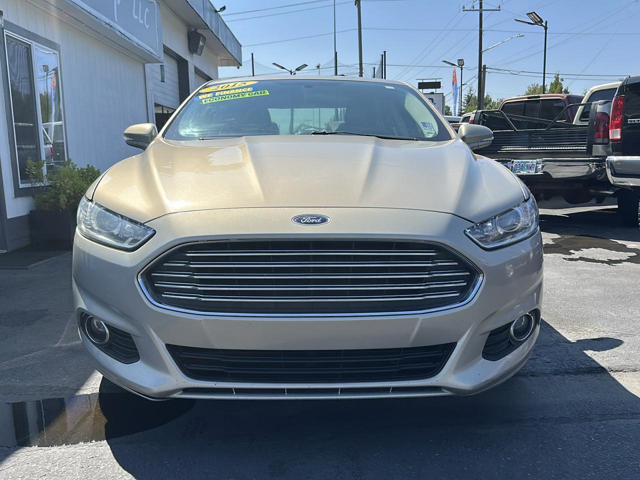 Ford Fusion SE 2015