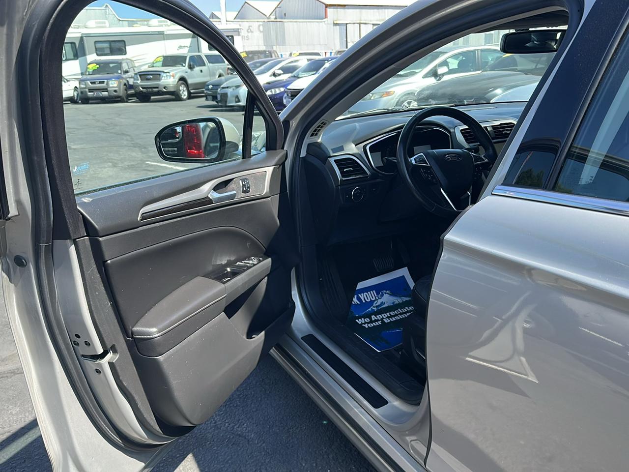 Ford Fusion SE 2015