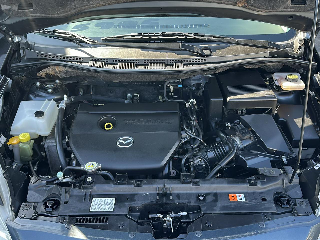 Mazda MAZDA5 Sport 2012