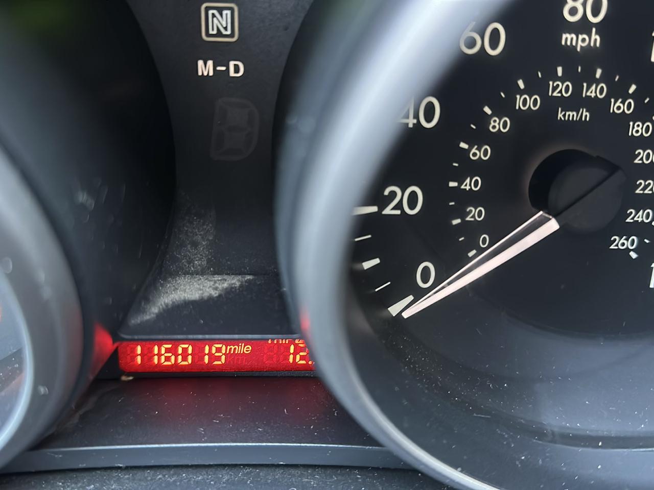 Mazda MAZDA5 Sport 2012
