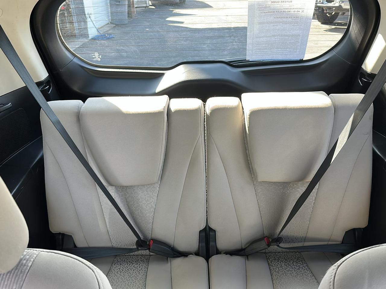 Mazda MAZDA5 Sport 2012