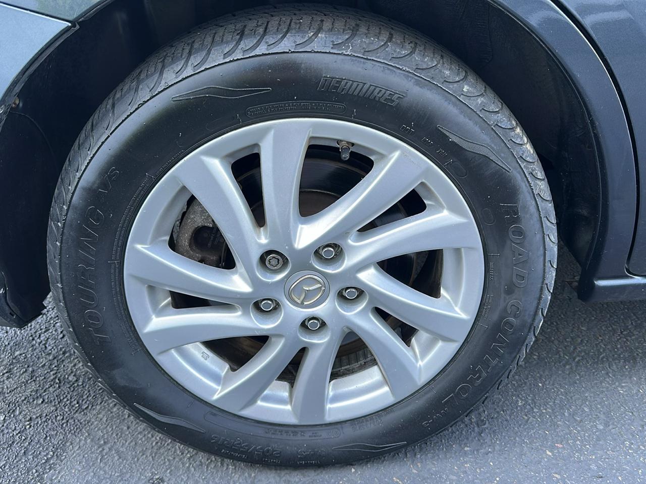 Mazda MAZDA5 Sport 2012