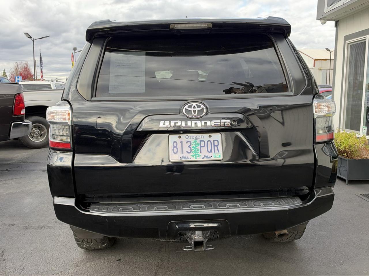 Toyota 4Runner SR5 4WD 2015