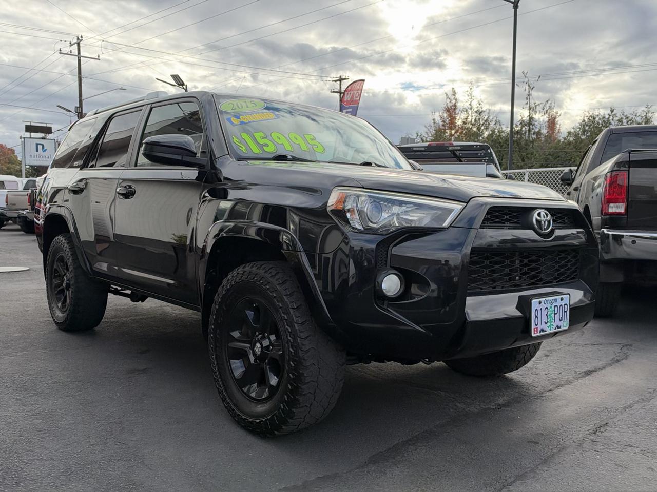 Toyota 4Runner SR5 4WD 2015