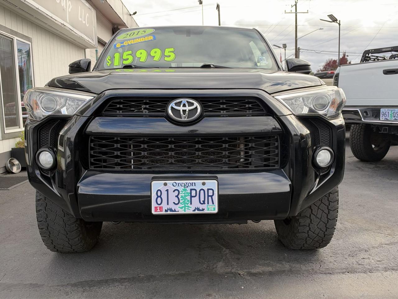 Toyota 4Runner SR5 4WD 2015