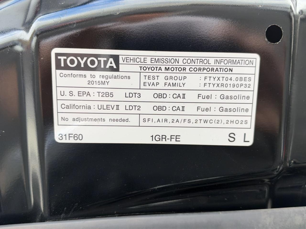 Toyota 4Runner SR5 4WD 2015