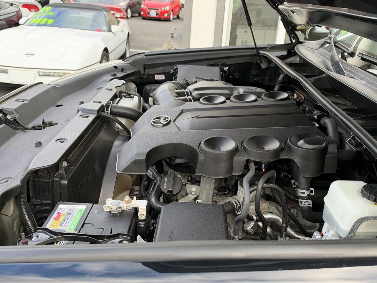 Toyota 4Runner SR5 4WD 2015