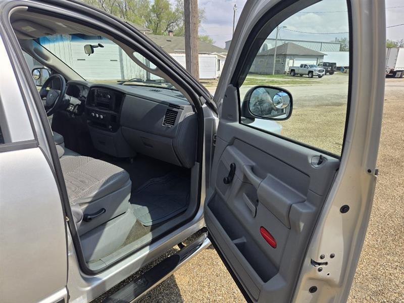 Dodge Ram 1500 ST Quad Cab 2WD 2006