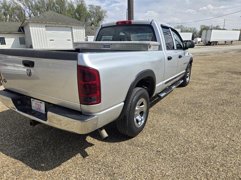 Dodge Ram 1500 ST Quad Cab 2WD 2006