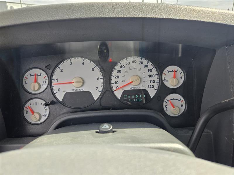 Dodge Ram 1500 ST Quad Cab 2WD 2006