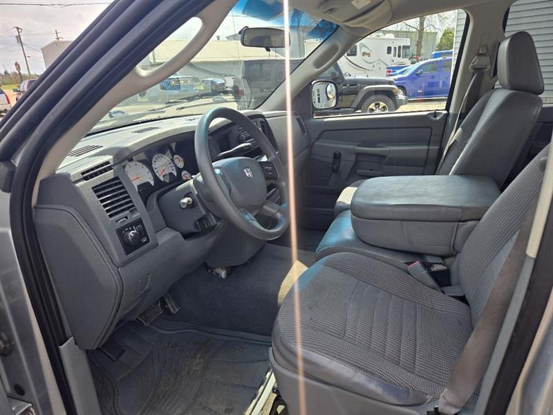 Dodge Ram 1500 ST Quad Cab 2WD 2006