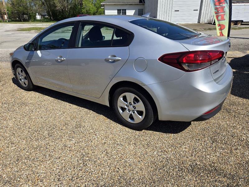 Kia Forte LX 6A 2017