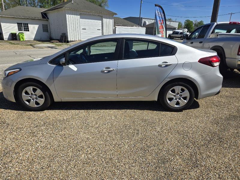 Kia Forte LX 6A 2017