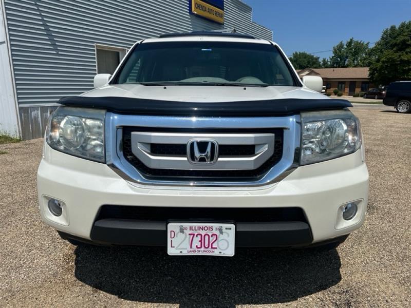 Honda Pilot Touring 2WD 5-Spd AT with DVD 2011